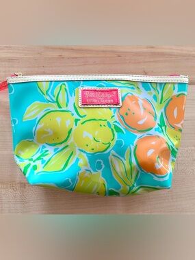 Estée Lauder x Lilly Pulitzer Turquoise Citrus Cosmetic Pouch